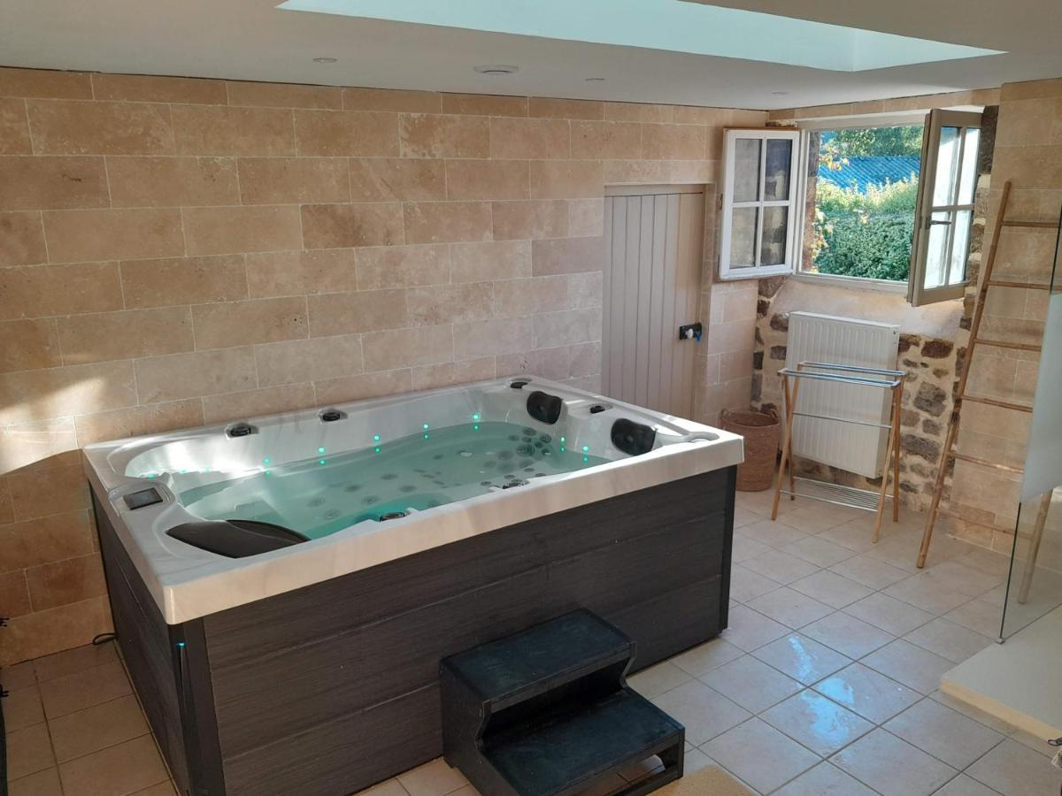 Rozeliande Villa Roz-sur-Couesnon Exteriör bild